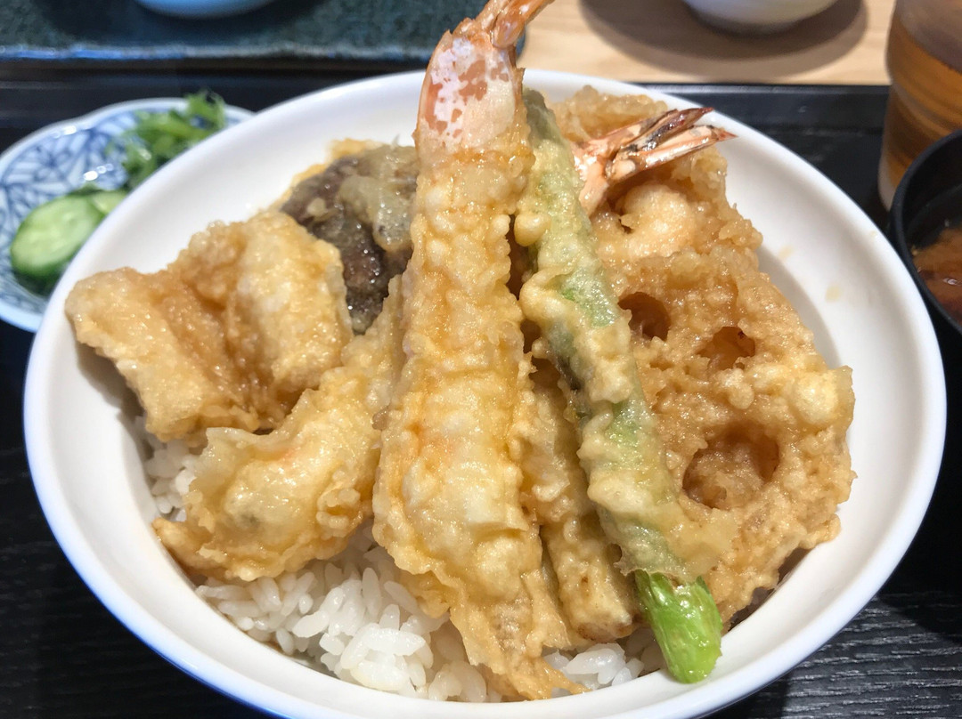 恵比寿天ぷら 魚新