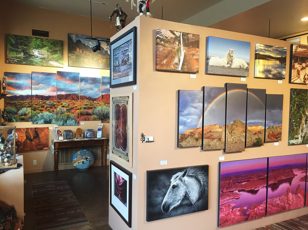 Mystic Canyon Light Gallery-Ivins必去景点