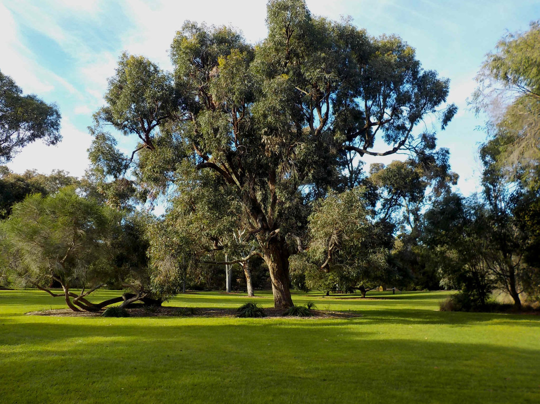 George Pentland Botanical Gardens景点图片