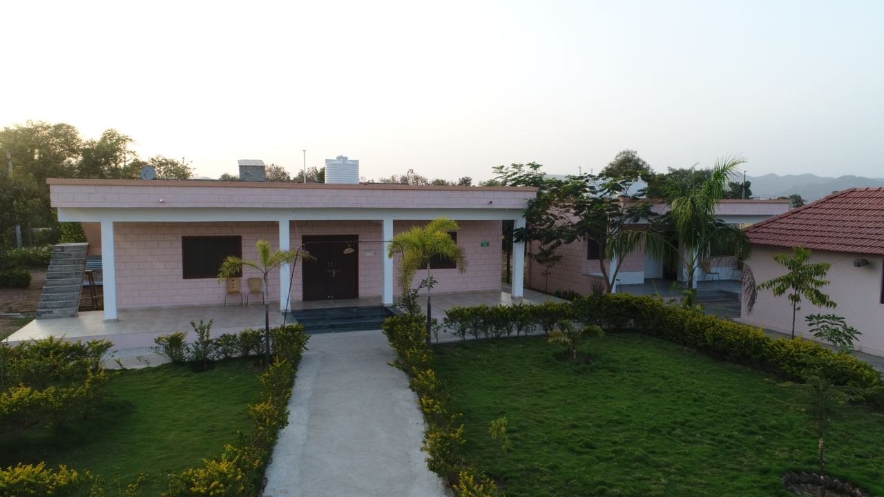 Ambica Exotica Resort-浴室