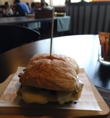 Lestedo餐馆和美食-Gastrobar Golden Goose