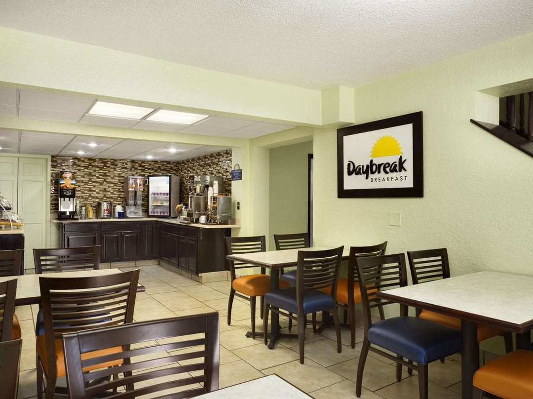 Clarion Pointe Jasper主图