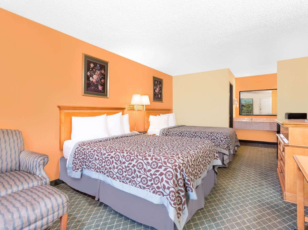 Days Inn by Wyndham Aiken - Interstate Hwy 20主图