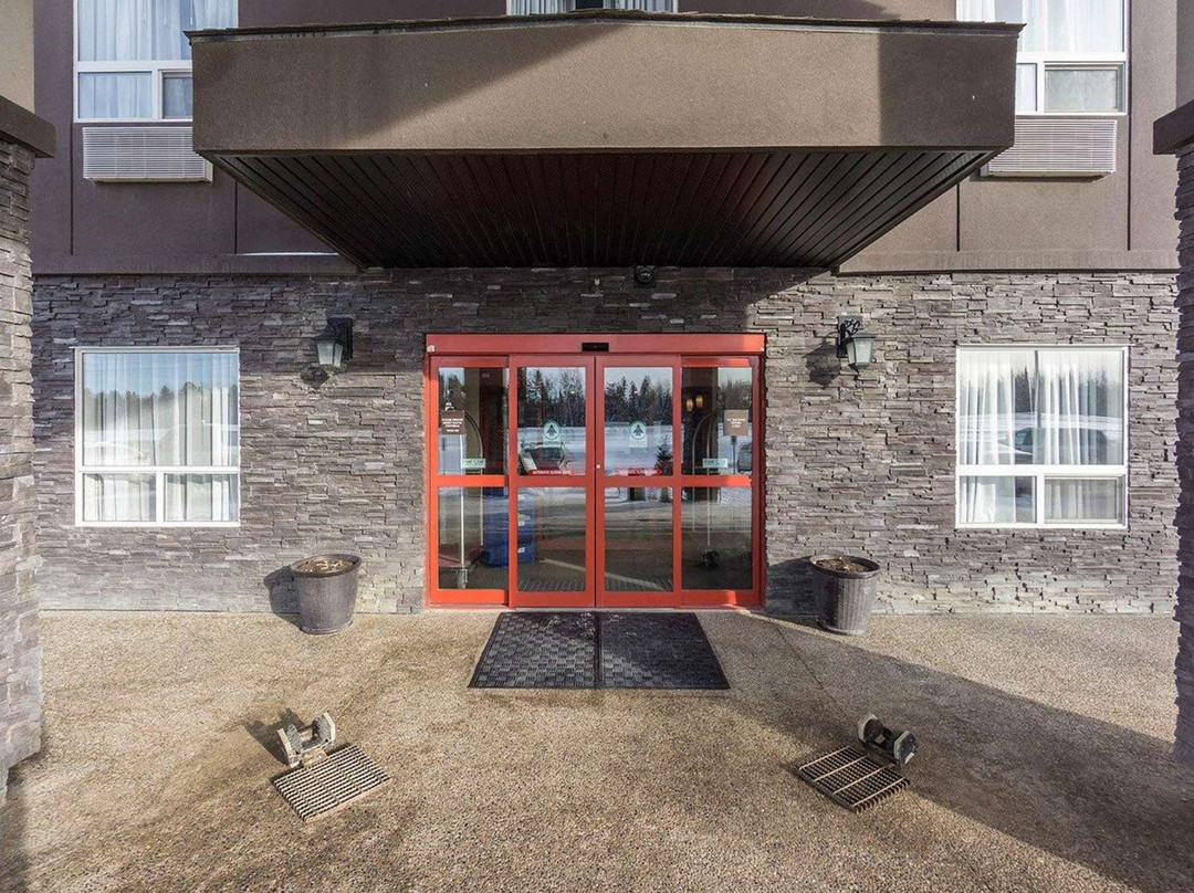 Comfort Inn & Suites主图