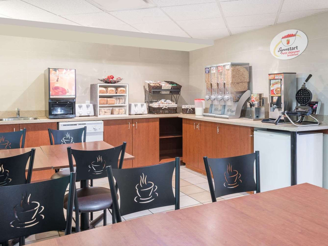 Super 8 by Wyndham Sainte Agathe Des Monts主图