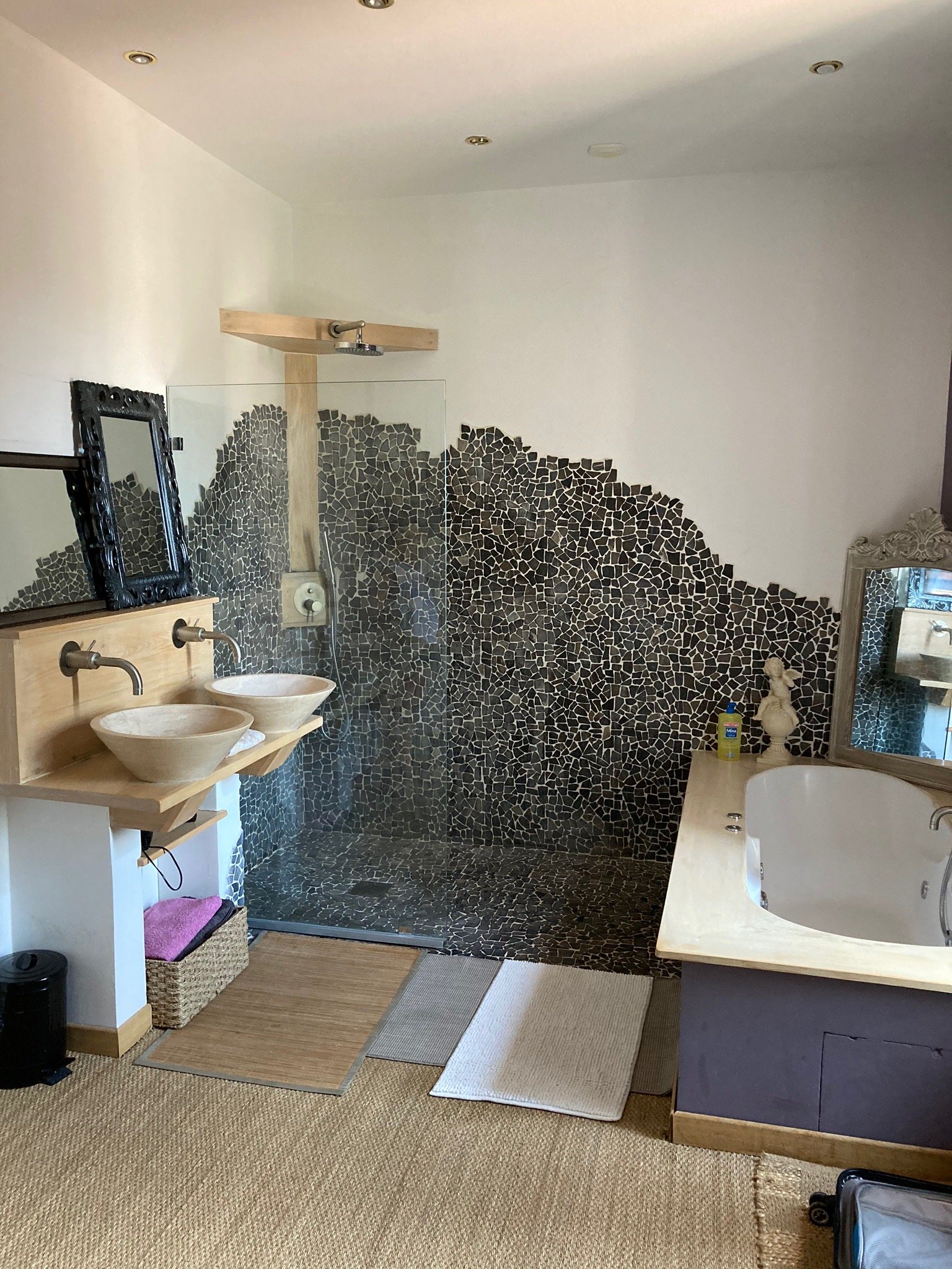 Domaine LaCoste-官方