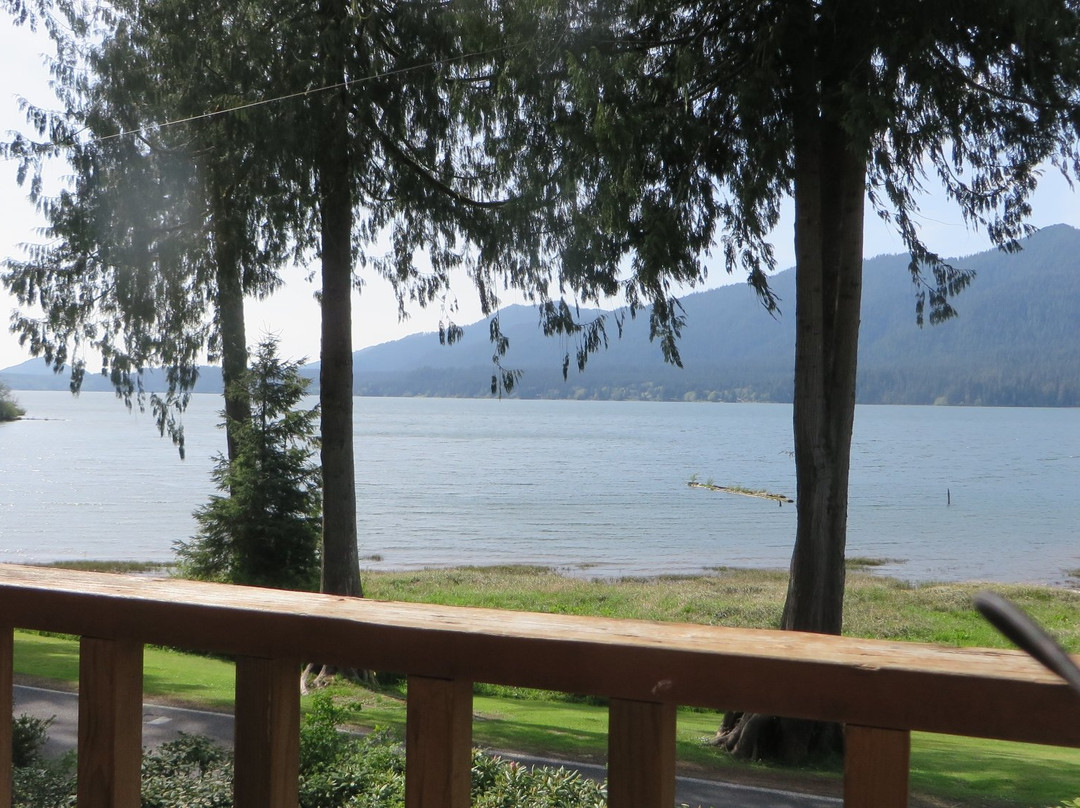 Rain Forest Resort Village主图