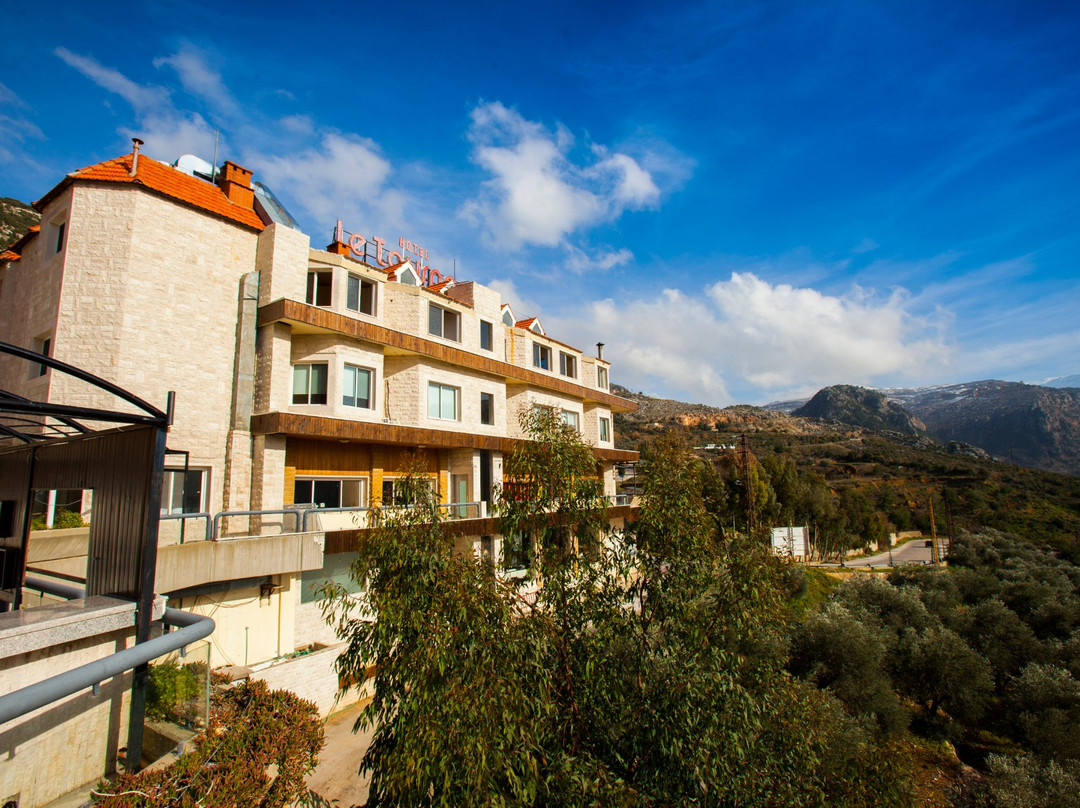 Le Tournant Hotel & Resort主图