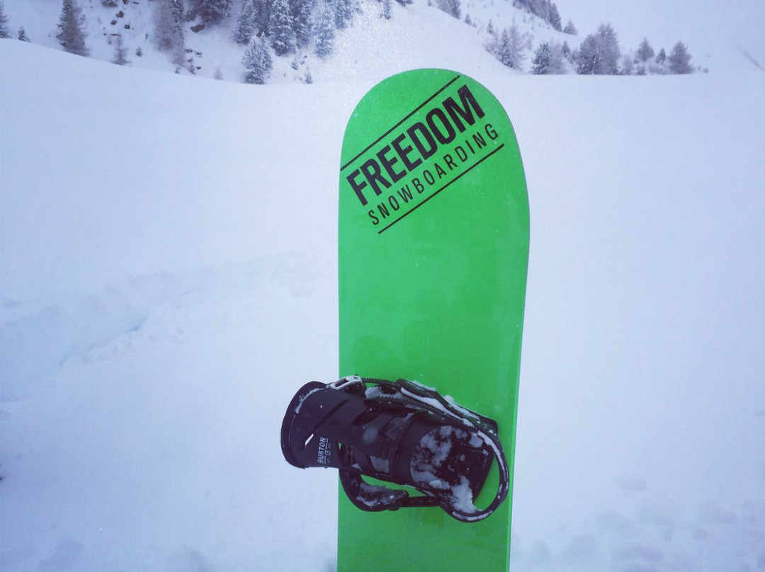 Freedom Snowboarding景点图片