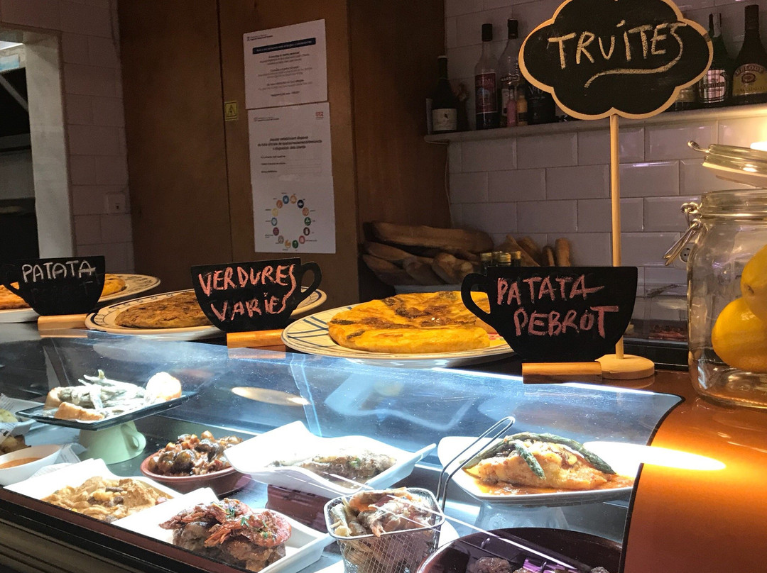 Mercat del Centre-比利亚努埃瓦－赫尔特鲁必去景点