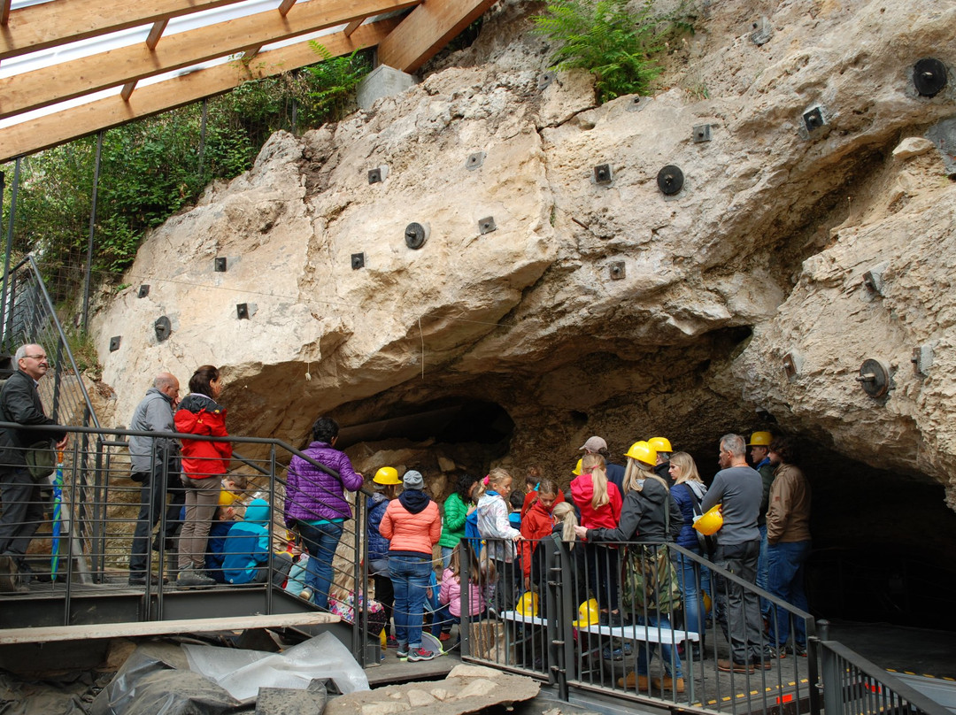 Grotta di Fumane景点图片