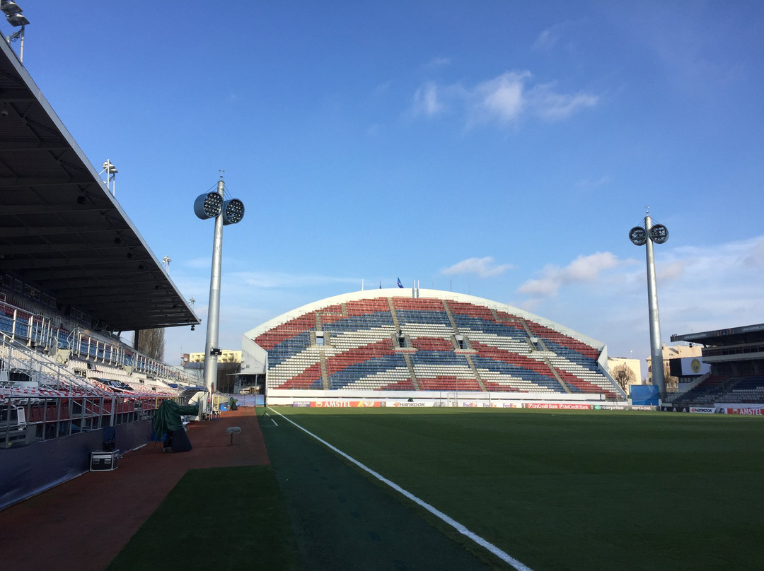 Andruv stadion景点图片