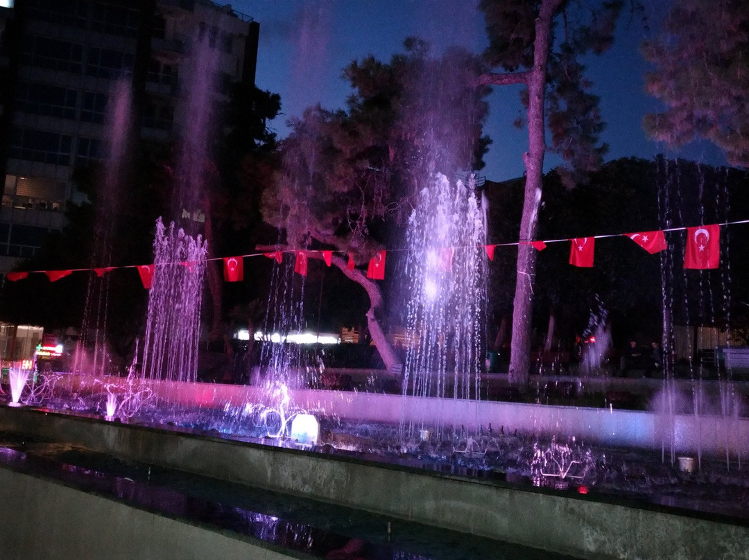 Dancing Fountains景点图片