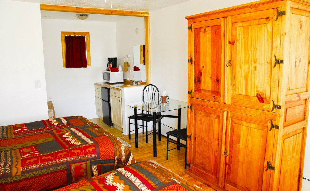 Blonquist Motel主图