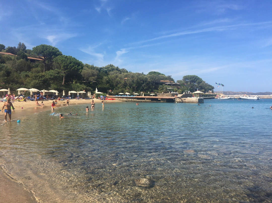 Cala Capra-Capo d’Orso必去景点