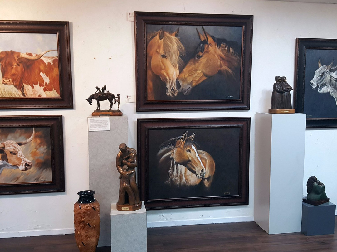 River's Edge Gallery-克尔维尔必去景点