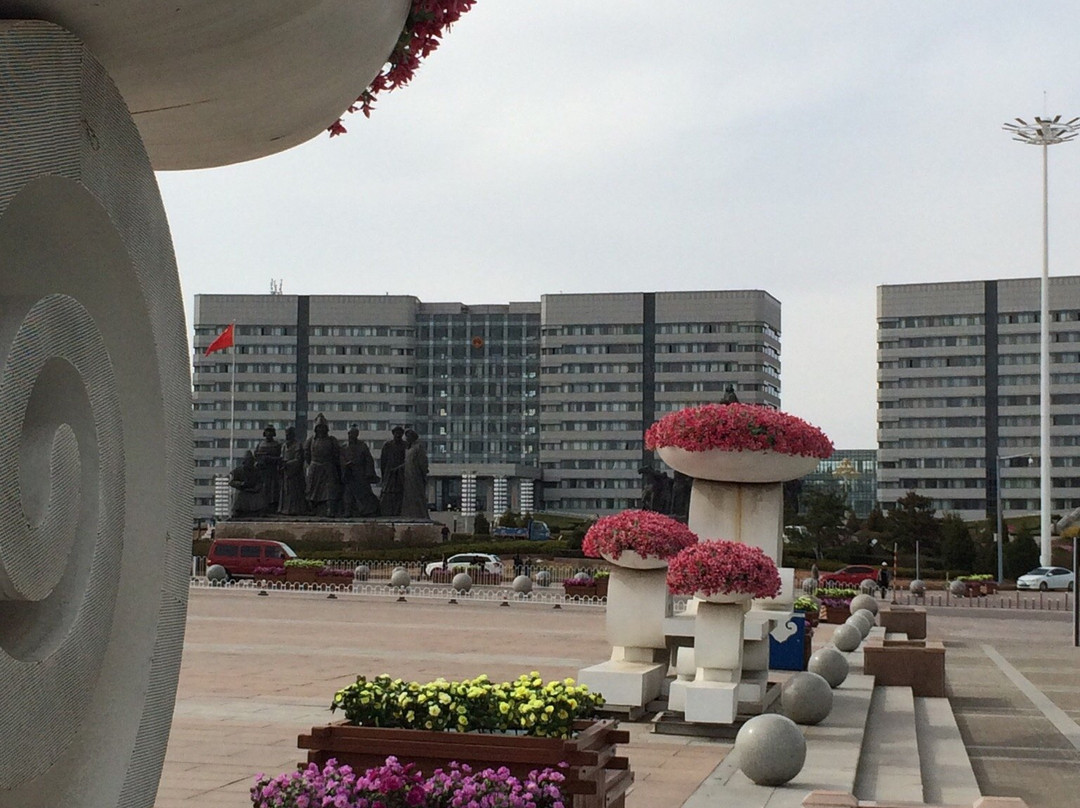 康巴什旅游区-鄂尔多斯市必去景点