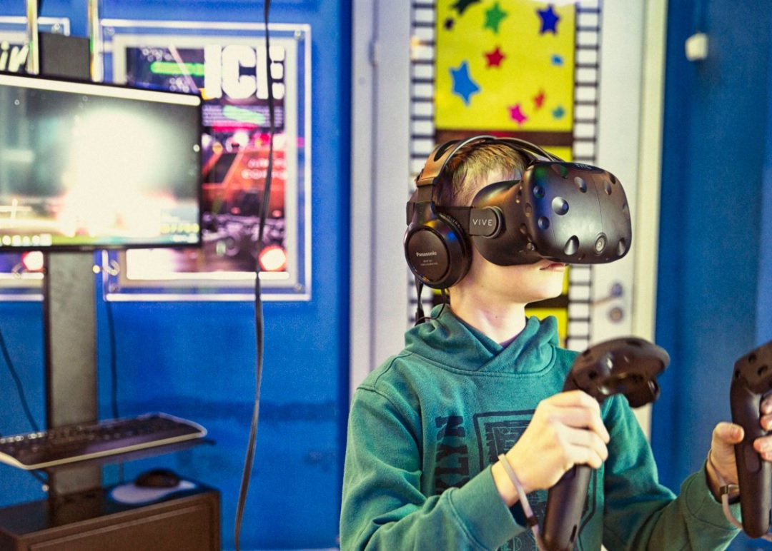Salon of Virtual Reality Virtualny Mir景点图片