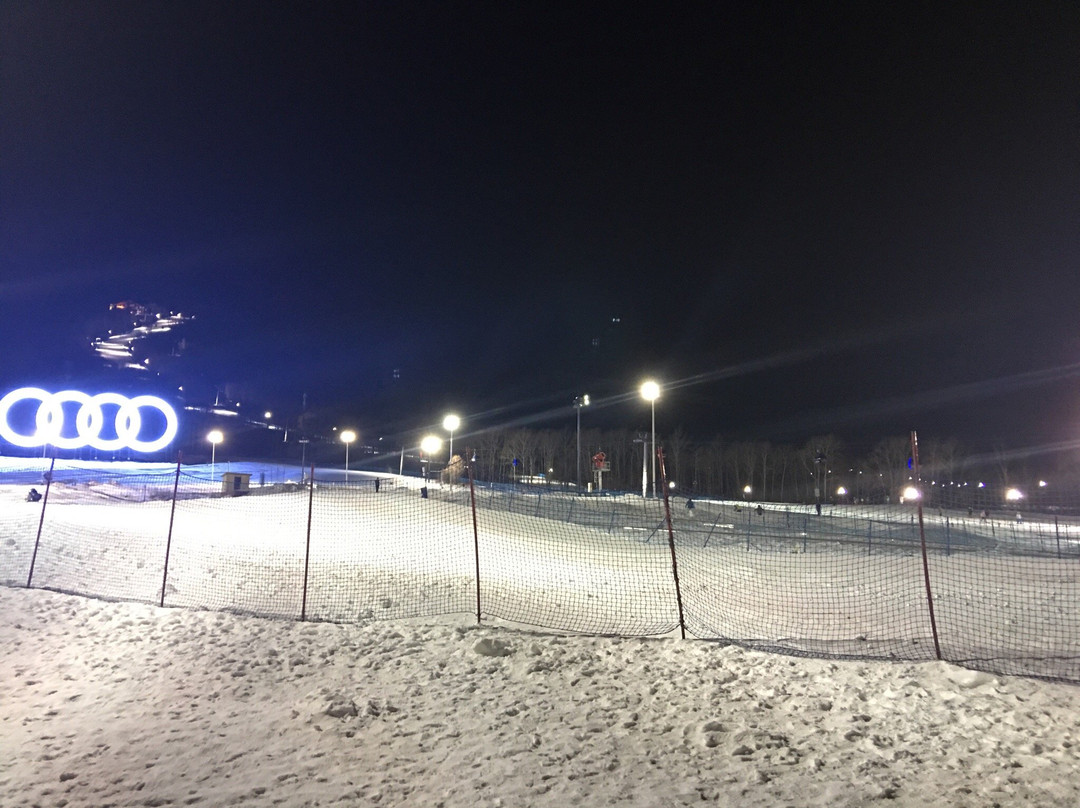 长白山滑雪场景点图片