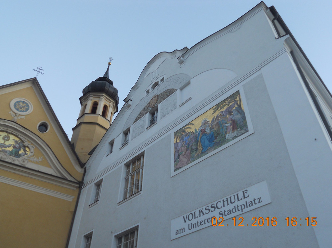 Heilig-Geist-Kirche-哈尔堤侯必去景点