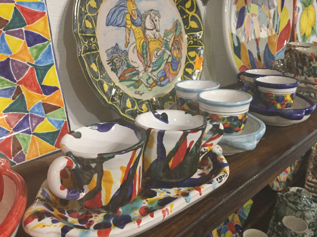 Grafidea Ceramiche dei Fratelli Saia-切法卢必去景点