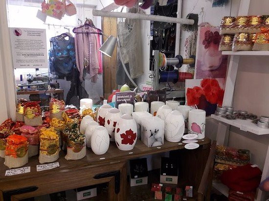 Heli Joela Gift Shop-卡亚尼必去景点