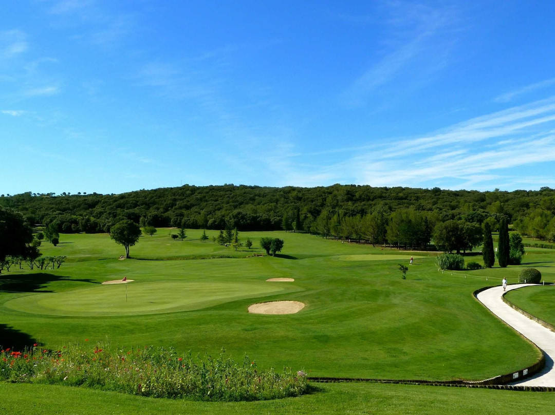 Golf de Nimes Vacquerolles景点图片