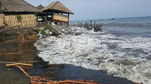 Baluk Rening Beach-珍巴拉纳必去景点