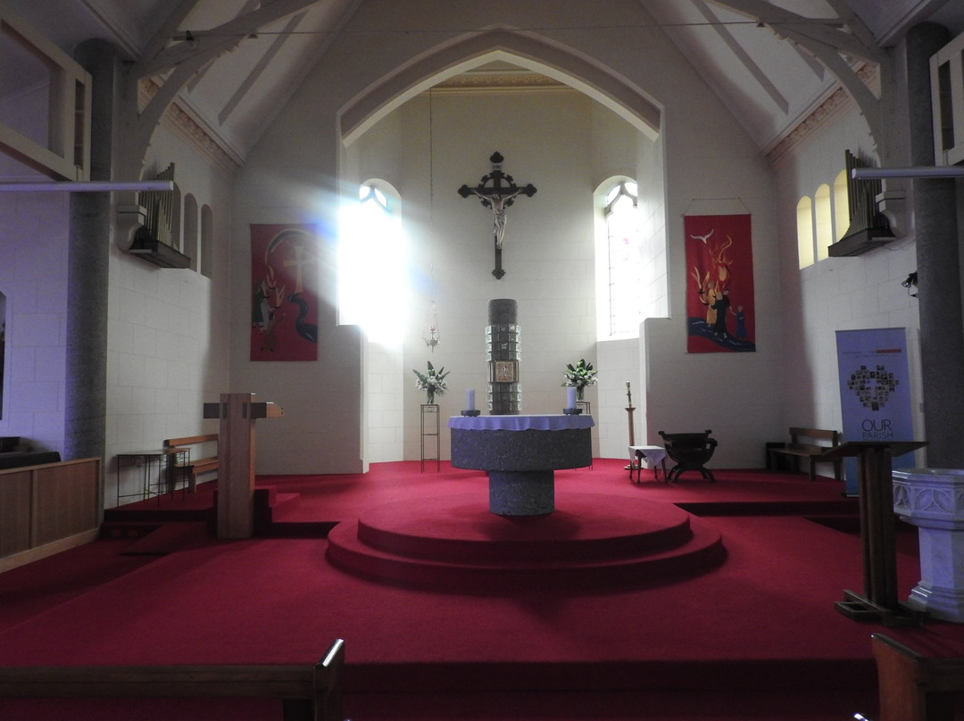 特拉拉尔根旅游景点-St Michael's Church