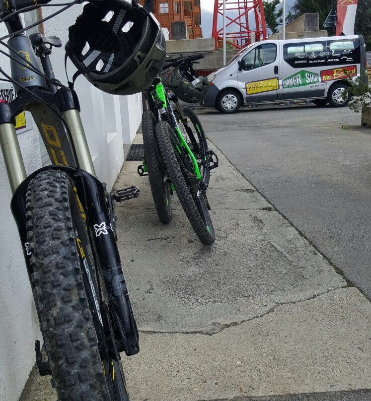 Intersport Paragon Sport Gryon-Gryon必去景点