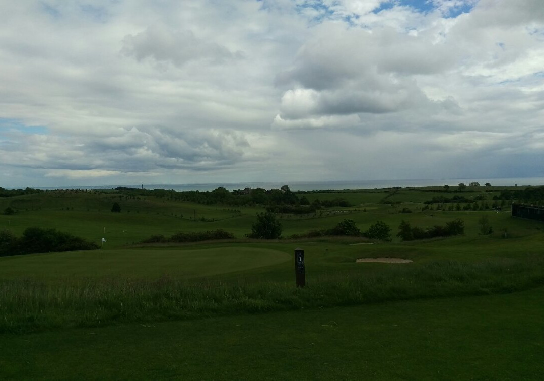 Sharpley Golf Club-锡厄姆必去景点