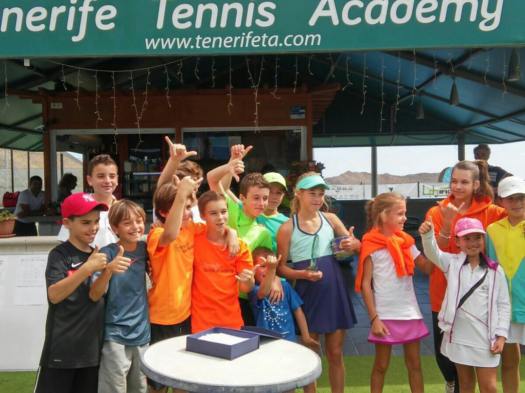 Tenerife Tennis Academy-阿罗纳必去景点