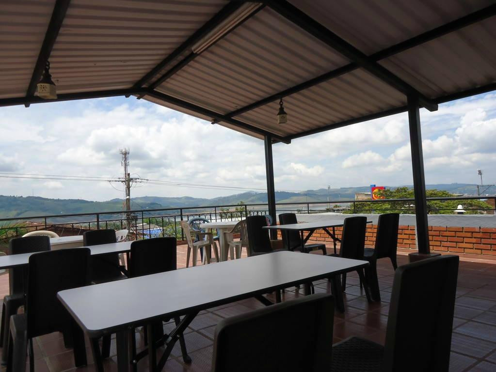 Calima酒店住宿-Hotel Mirador Del Lago