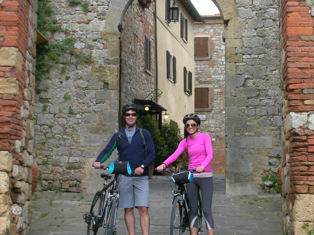 Cycling in Florence景点图片