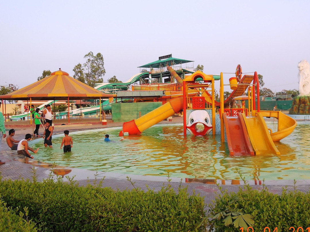Neernikunj Water Park景点图片