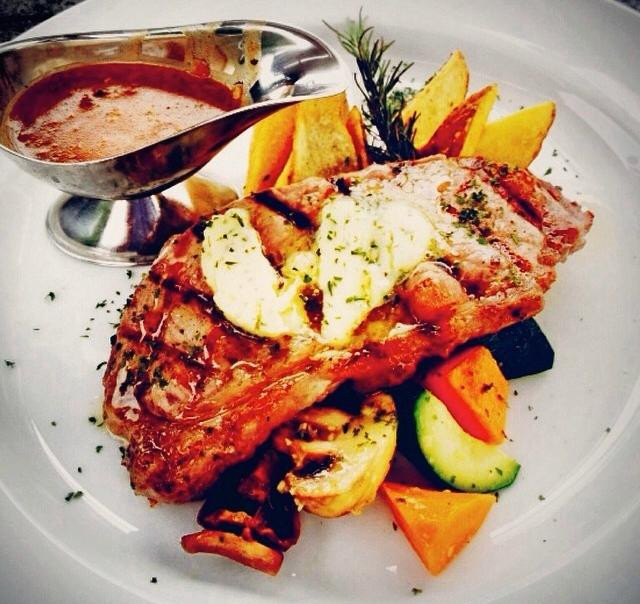 Tier Siera Resto & lounge