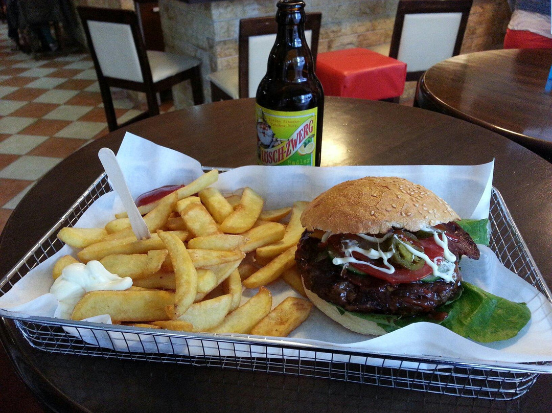 Triple B - Beef Burger Brothers