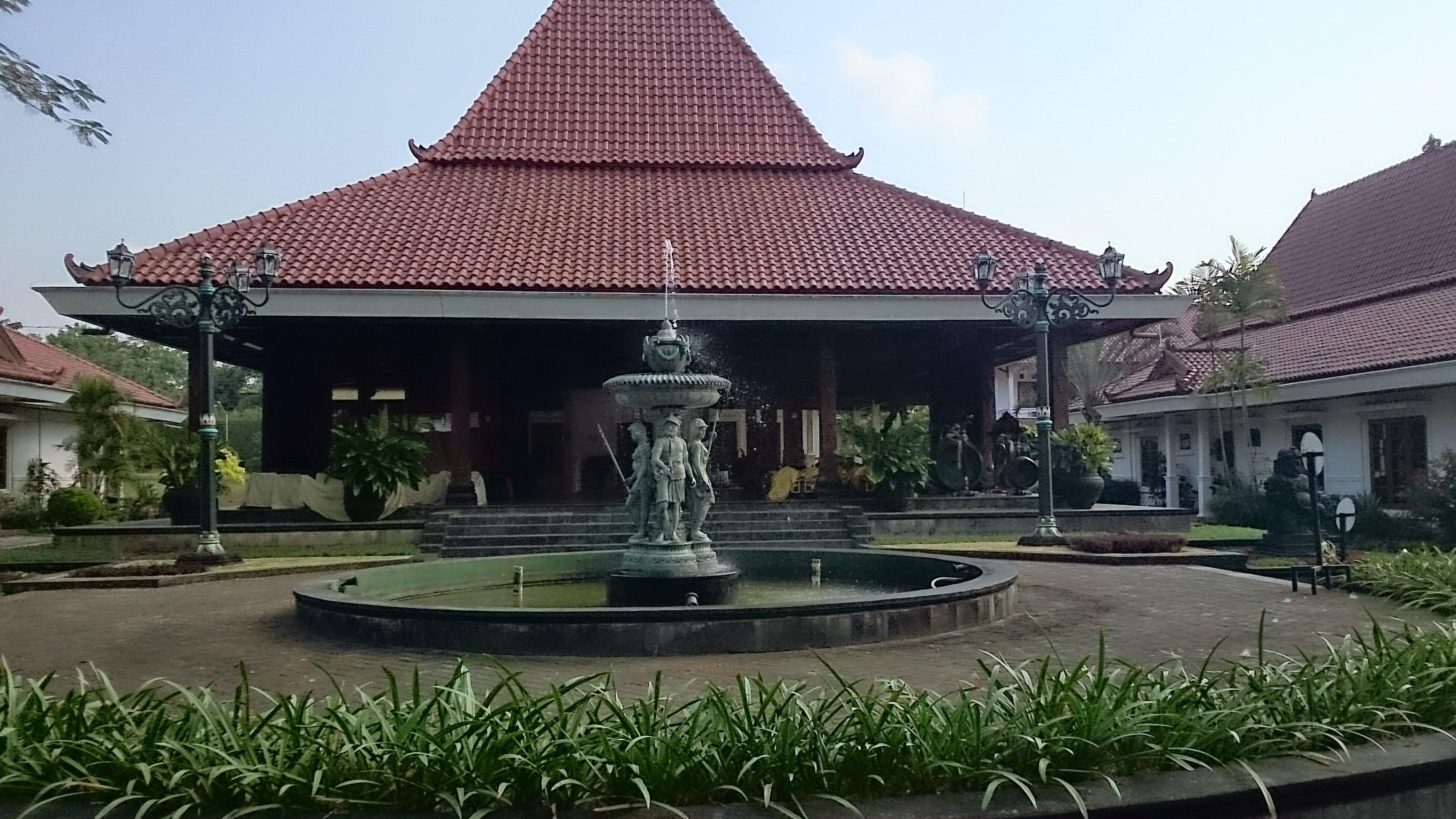 nDalem Notorahardjan-官方