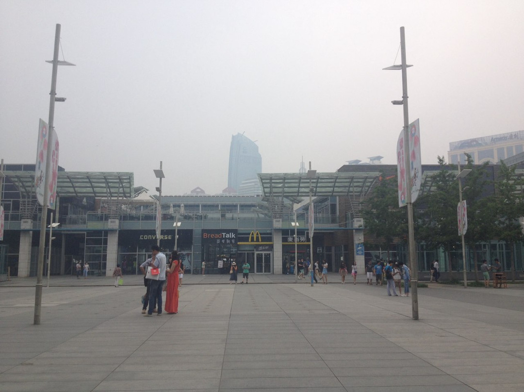 百丽广场-青岛市必去景点