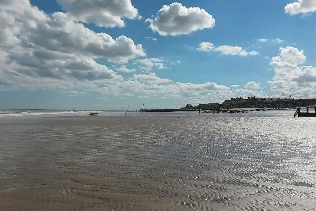 Hornsea Beach景点图片