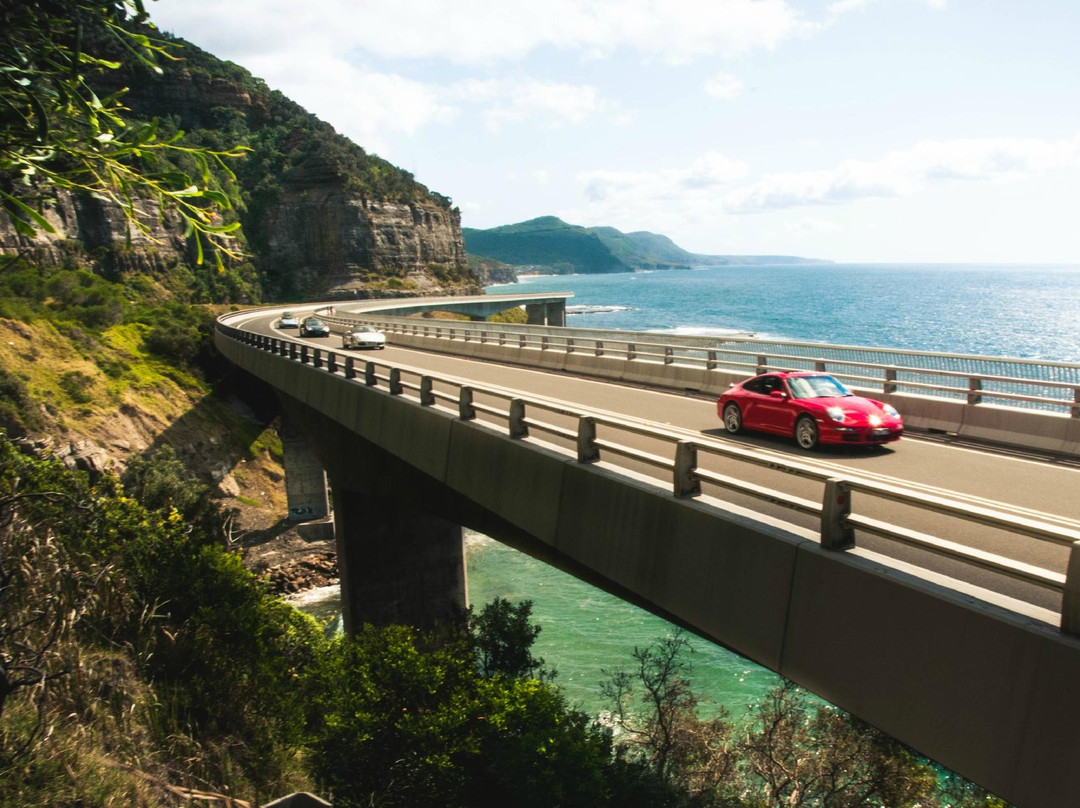 Cliff to Coast Sports Car Drives-海伦斯堡必去景点