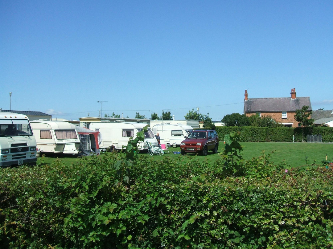 Owen's Caravan Park