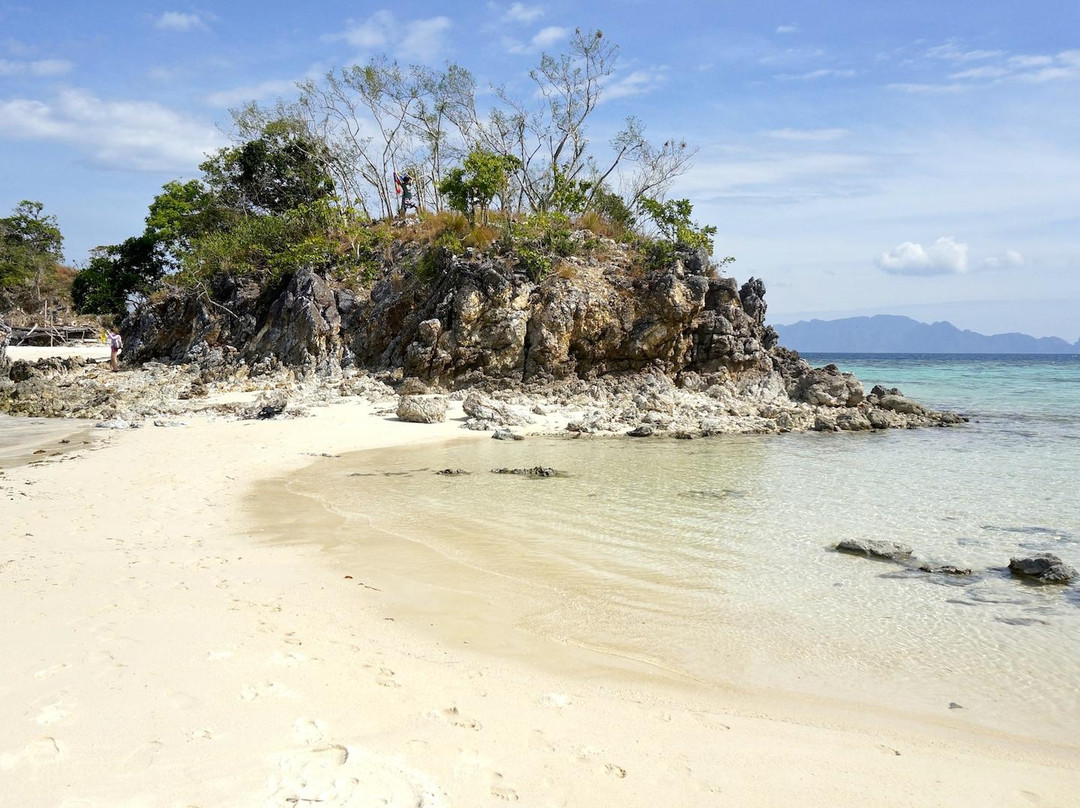 Bulog Island景点图片