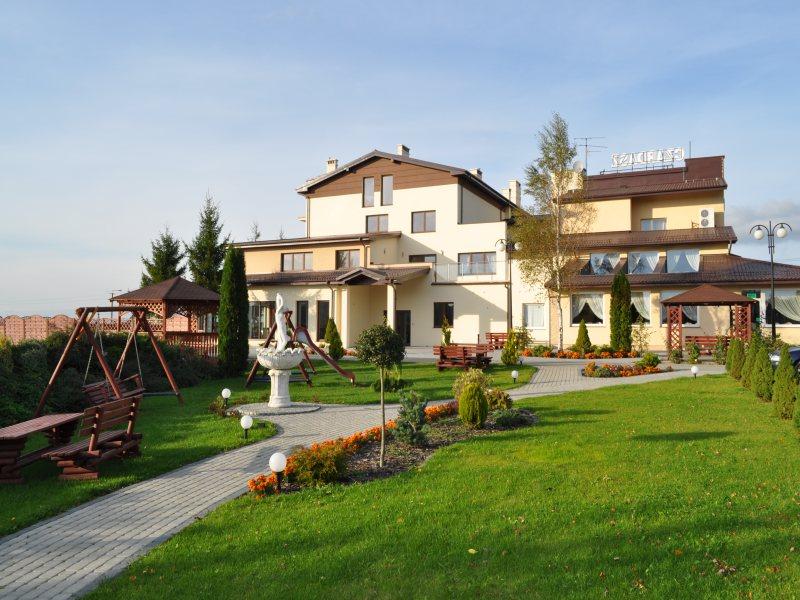 Hotel Czardasz-官方