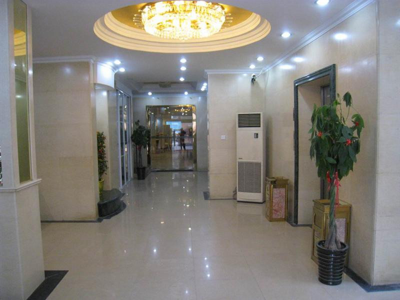 格雅酒店(上海火车站店)主图