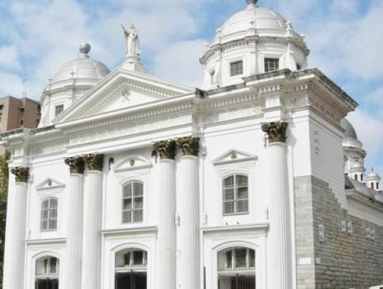 Iglesia de Santa Teresa-加拉加斯必去景点