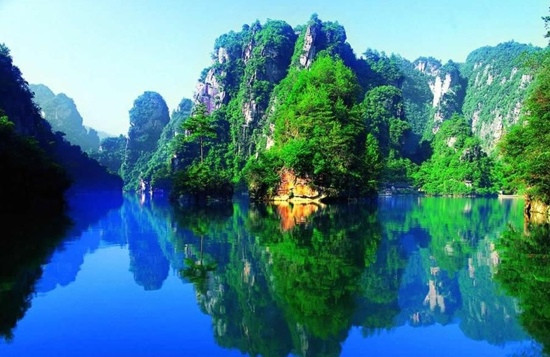 宝峰湖-张家界市必去景点