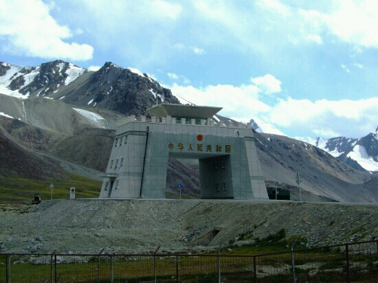 红其拉甫山口景点图片
