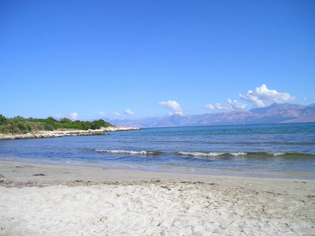 St. Spyridon First Beach-Agios Spyridonas必去景点