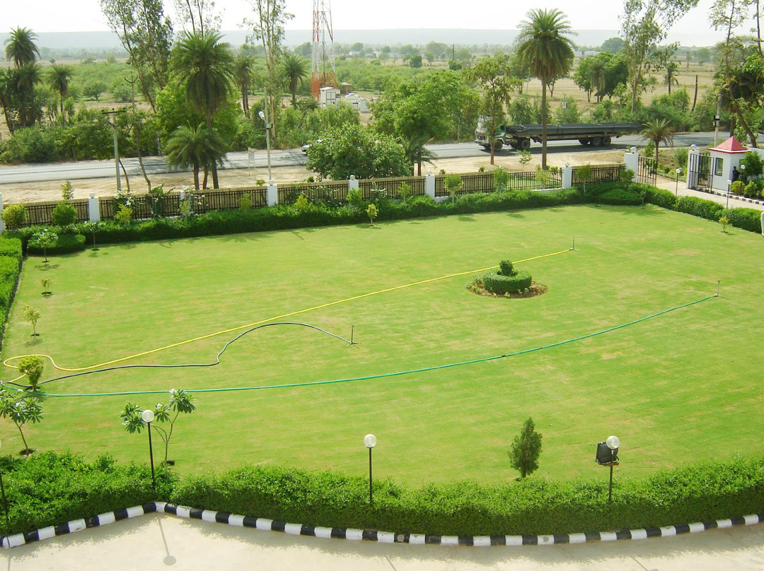 OYO 1064 Hotel Suryansh主图